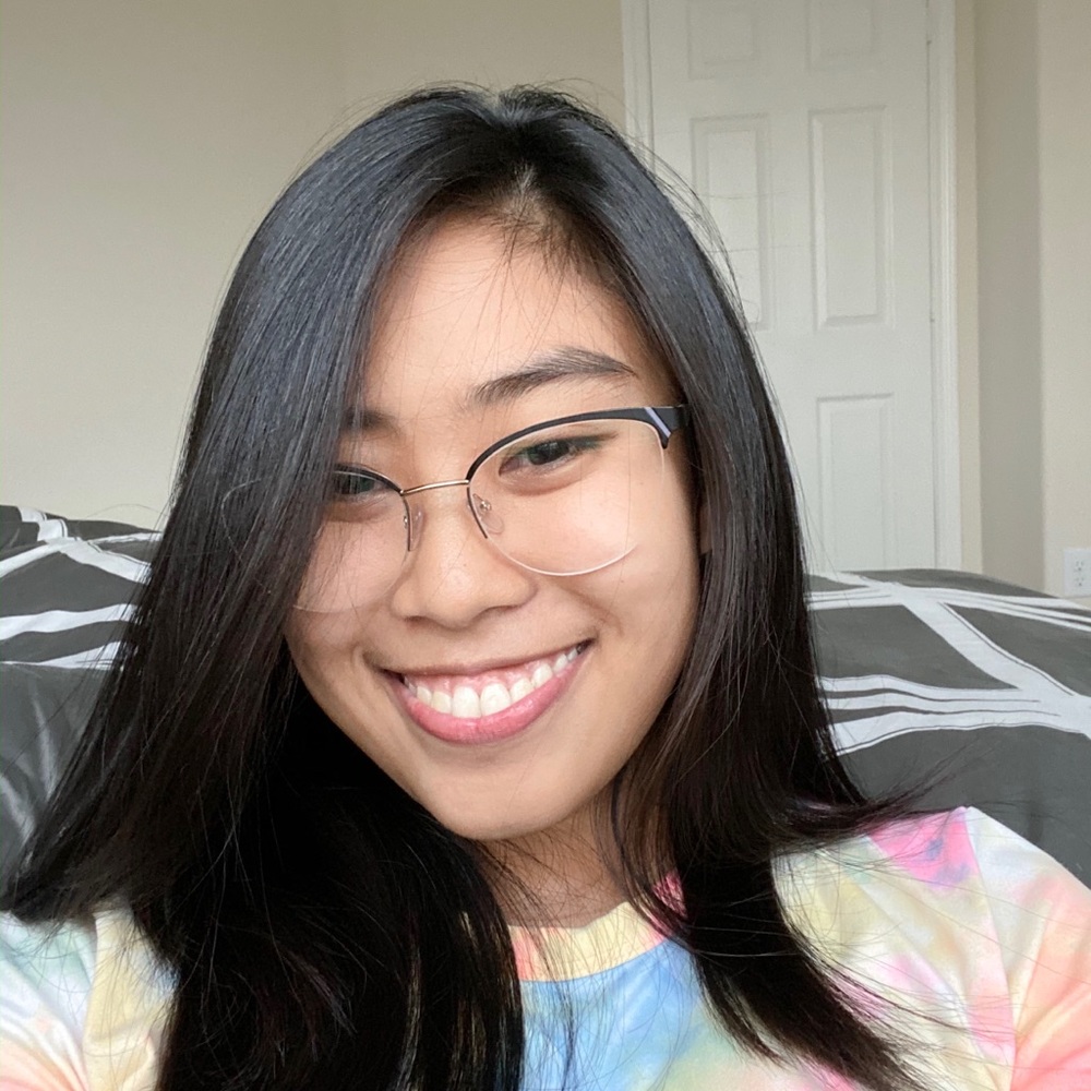 Meet your Posher, Adrienne